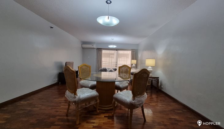 "2BR Condo for Rent in Tropical Palms, Legazpi Village, Makati"05