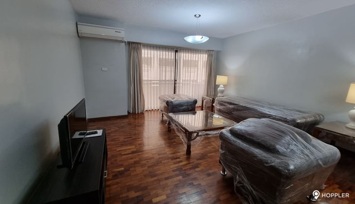 "2BR Condo for Rent in Tropical Palms, Legazpi Village, Makati"06