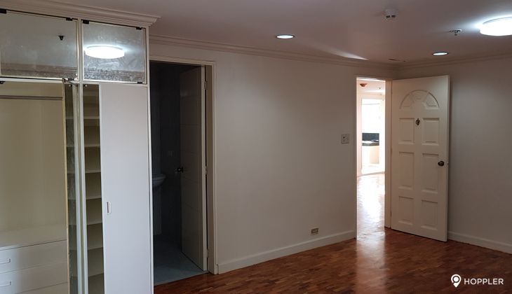 "2BR Condo for Rent in Sagittarius Building, Bel-Air Village, Makati"06