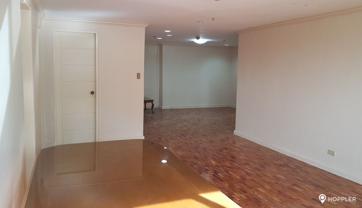 "2BR Condo for Rent in Sagittarius Building, Bel-Air Village, Makati"09