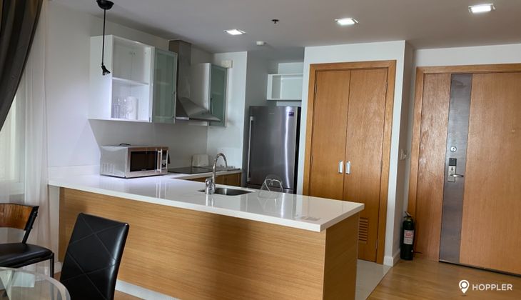 "1BR Condo for Rent in Park Terraces, San Lorenzo Village, Makati"09