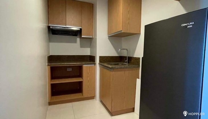 "1BR Condo for Rent in Madison Park West, BGC - Bonifacio Global City, Taguig"07
