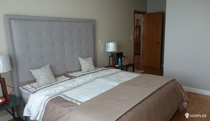 "1BR Condo for Rent in Park Terraces, San Lorenzo Village, Makati"09