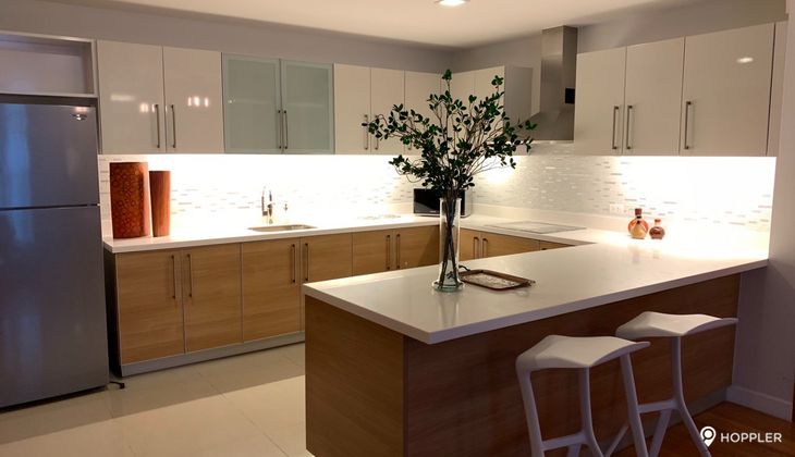 "1BR Condo for Rent in Park Terraces, San Lorenzo Village, Makati"08