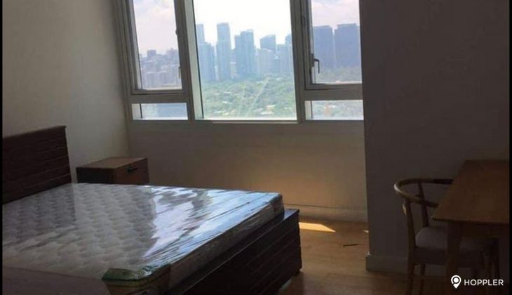 "2BR Condo for Rent in Park Terraces, San Lorenzo Village, Makati"03