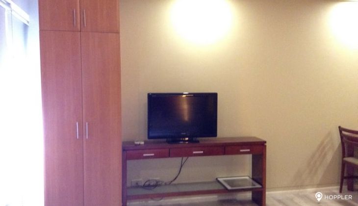 "Studio Condo for Rent in Fairways Tower, BGC - Bonifacio Global City, Taguig"07