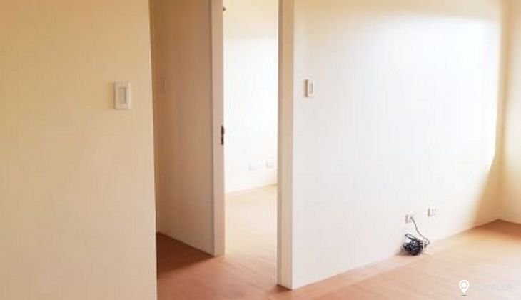 "2BR Condo for Rent in One Orchard Road, Eastwood City, Quezon City"02