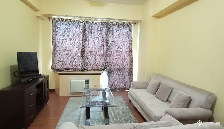 "1BR Condo for Rent in Eastwood Parkview, Eastwood City, Quezon City"02
