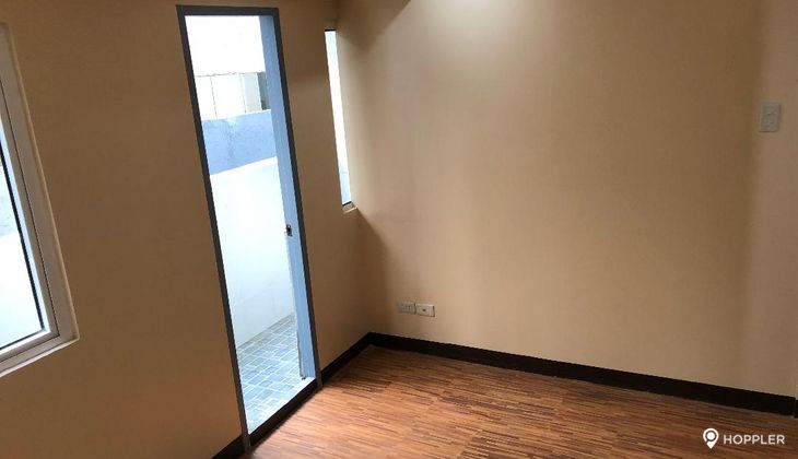 "2BR Condo for Rent in Victoria Towers, South Triangle, Quezon City"08