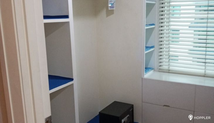 "1BR Condo for Rent in Amorsolo West, Rockwell Center, Makati"05