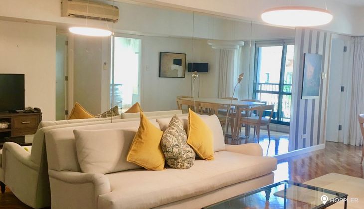 "2BR Condo for Rent in Joya Lofts and Towers, Rockwell Center, Makati"09