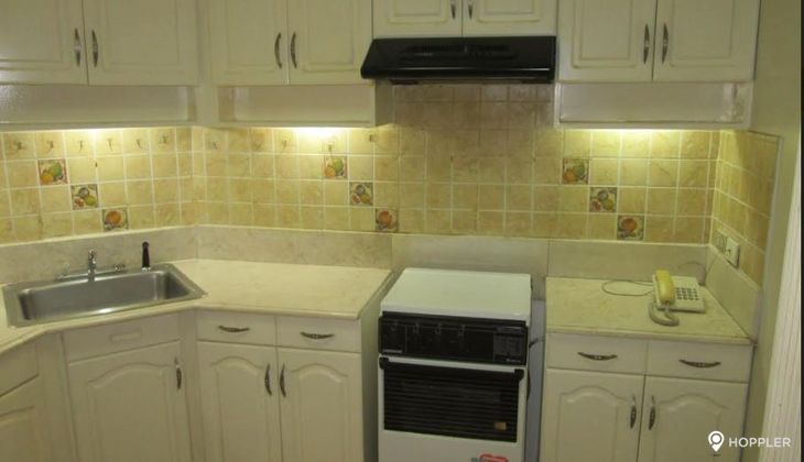 "2BR Condo for Rent in Le Domaine, Salcedo Village, Makati"02