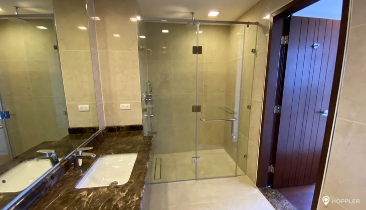 "3BR Condo for Rent in Bonifacio High Street, BGC - Bonifacio Global City, Taguig"02