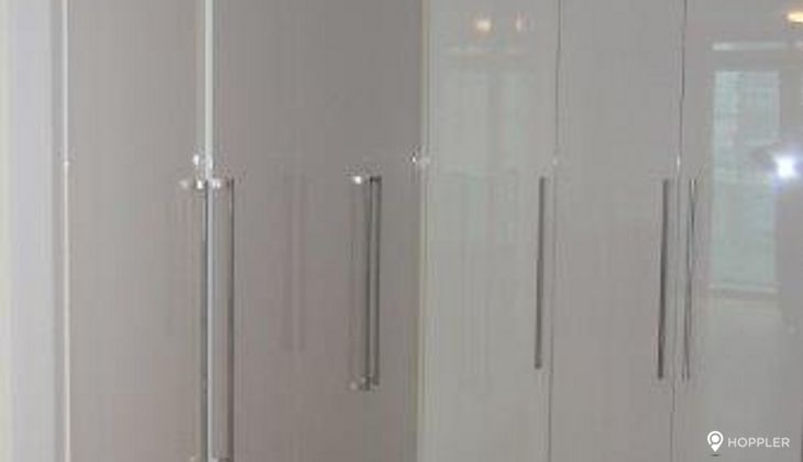 "2BR Condo for Rent in Park Terraces, San Lorenzo Village, Makati"04
