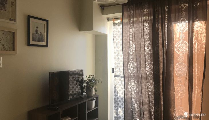 "2BR Condo for Rent in Zinnia Towers, Balintawak, Quezon City"02