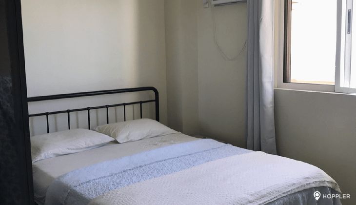 "2BR Condo for Rent in Zinnia Towers, Balintawak, Quezon City"05