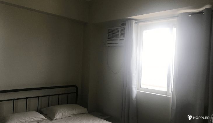 "2BR Condo for Rent in Zinnia Towers, Balintawak, Quezon City"07