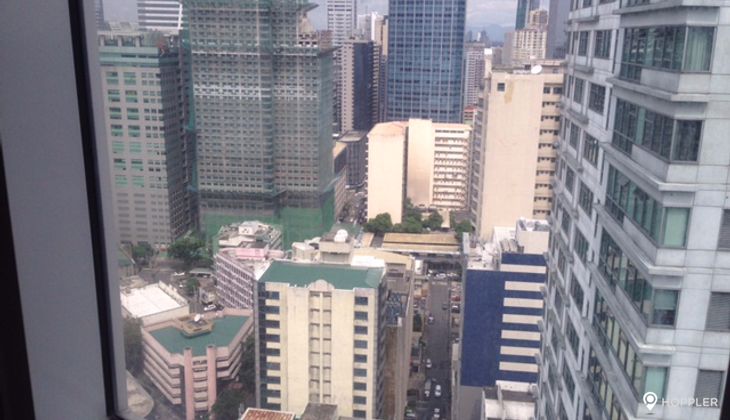 "Studio Condo for Rent in Senta, Legazpi Village, Makati"08