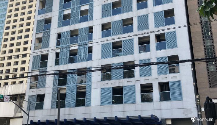 "2BR Condo for Rent in Eton Parkview, Legazpi Village, Makati"06