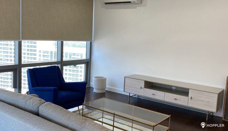 "2BR Condo for Rent in The Suites at One Bonifacio High Street, BGC - Bonifacio Global City, Taguig"02