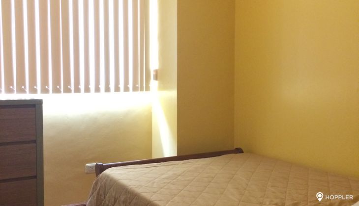 "3BR Condo for Rent in Olympic Heights, Eastwood City, Quezon City"07