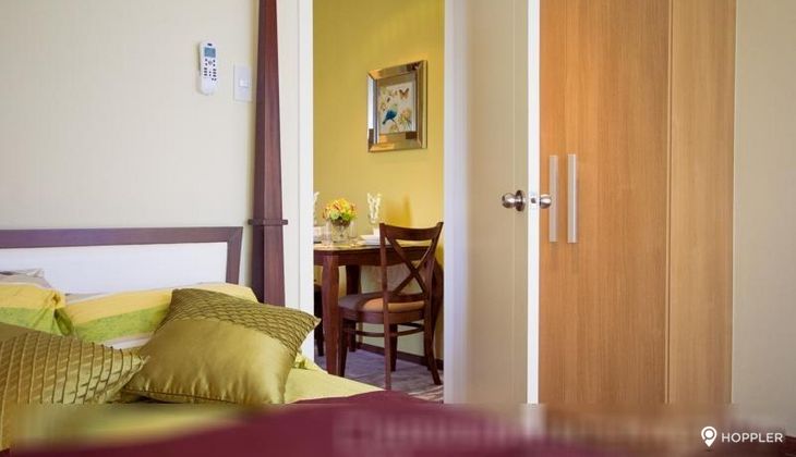 "1BR Condo for Rent in The Knightsbridge Residences, Poblacion, Makati"06