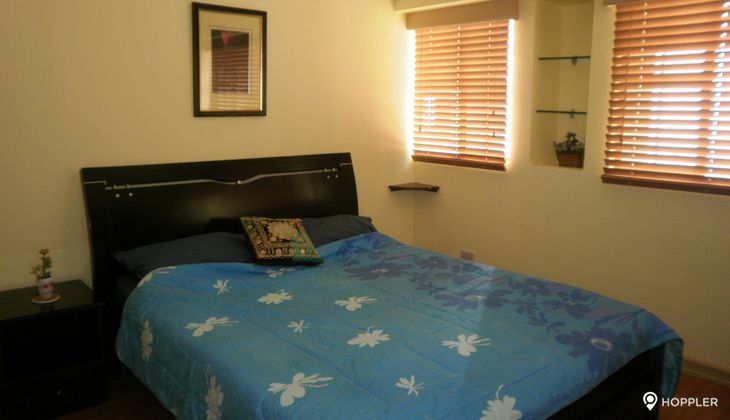 "2BR Condo for Rent in Olympic Heights, Eastwood City, Quezon City"08