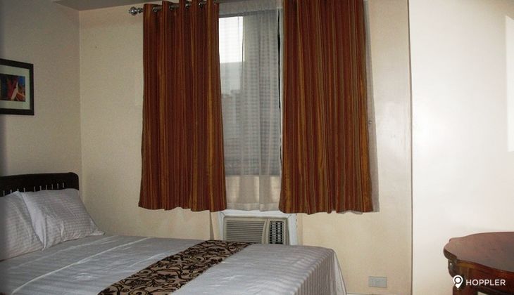 "2BR Condo for Rent in Grand Eastwood Palazzo, Eastwood City, Quezon City"07