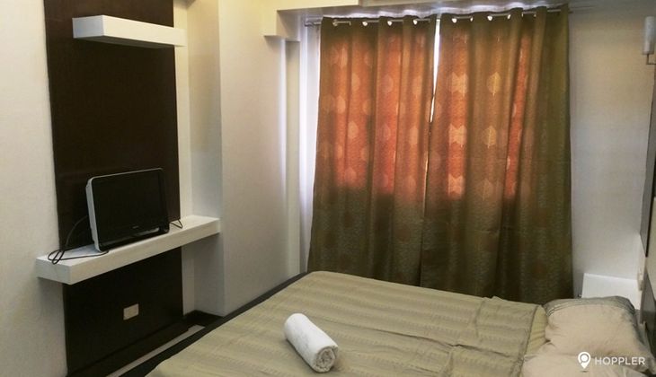 "2BR Condo for Rent in Grand Eastwood Palazzo, Eastwood City, Quezon City"05