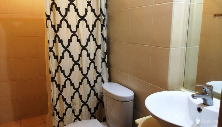 "Studio Condo for Rent in Eastwood Parkview, Eastwood City, Quezon City"05