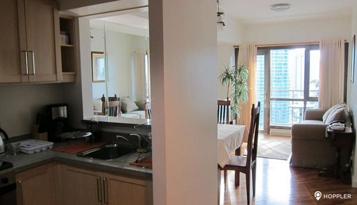 "1BR Condo for Rent in Joya Lofts and Towers, Rockwell Center, Makati"02