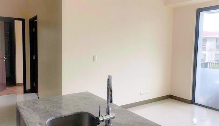 "2BR Condo for Rent in St. Moritz, Mckinley West, Taguig"02