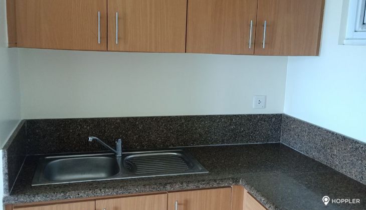 "2BR Condo for Rent in The Trion Towers, BGC - Bonifacio Global City, Taguig"02