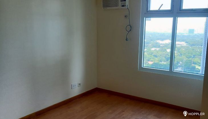 "2BR Condo for Rent in The Trion Towers, BGC - Bonifacio Global City, Taguig"08