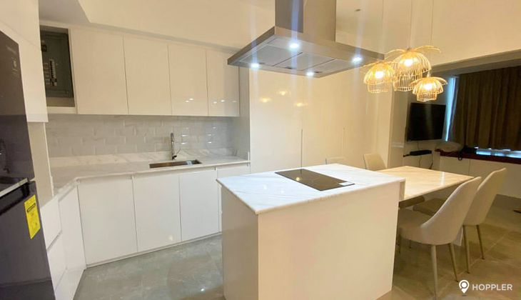 "Studio Condo for Rent in The St. Francis Shangri-La Place, Ortigas Center, Mandaluyong"06
