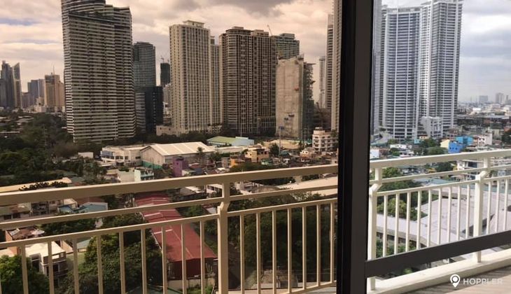 "1BR Condo for Rent in Brio Tower, Guadalupe Viejo, Makati"04
