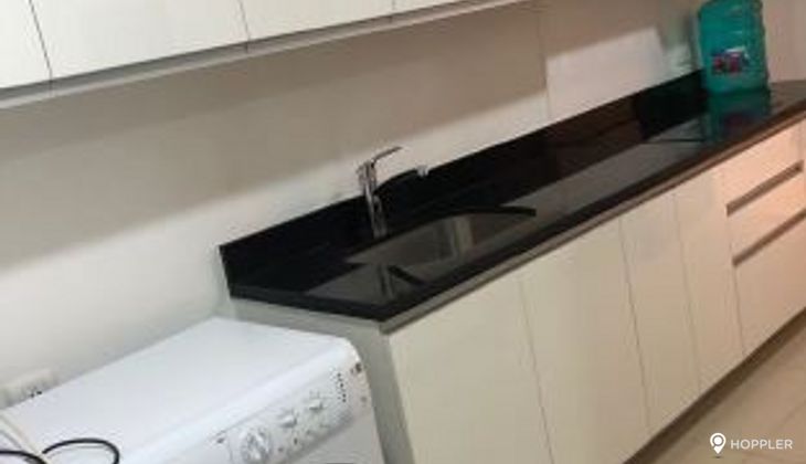 "3BR Condo for Rent in Two Roxas Triangle, Salcedo Village, Makati"10