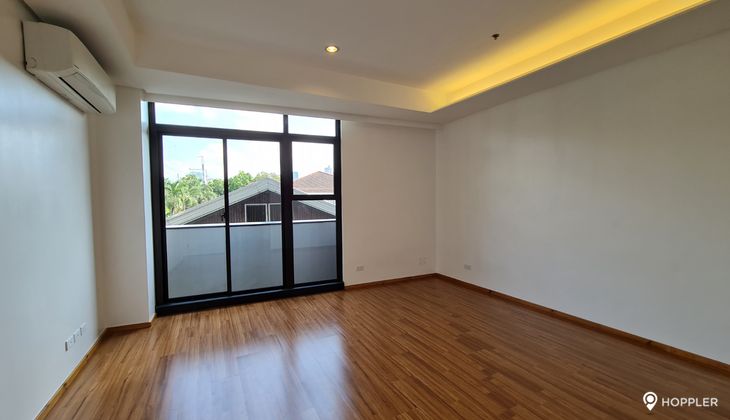 "3BR Condo for Rent in La Colline Suites, Horseshoe, Quezon City"07