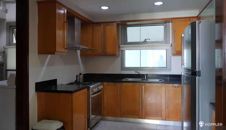 "3BR Condo for Rent in The Residences at Greenbelt, Legazpi Village, Makati"04