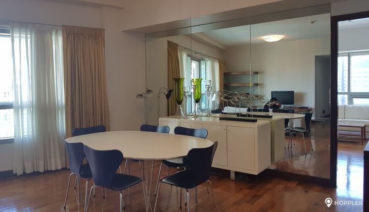"3BR Condo for Rent in The Residences at Greenbelt, Legazpi Village, Makati"05