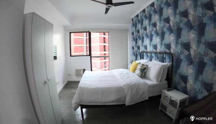 "Studio Condo for Rent in Citadel Inn, Poblacion, Makati"10
