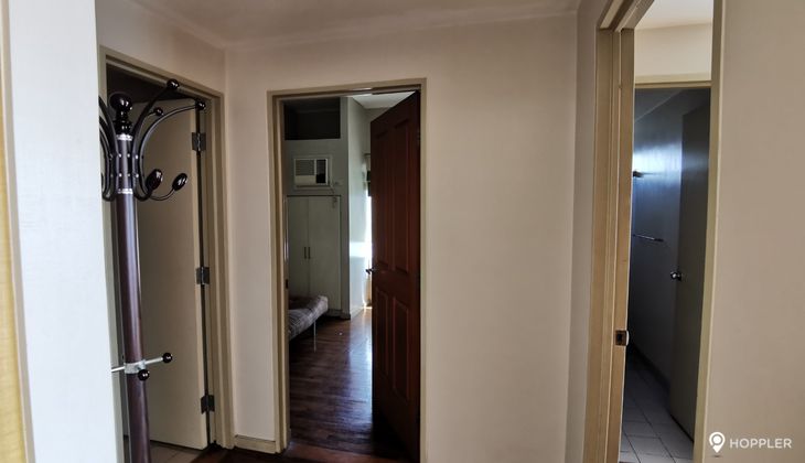"2BR Condo for Rent in One Legazpi Park, Legazpi Village, Makati"02