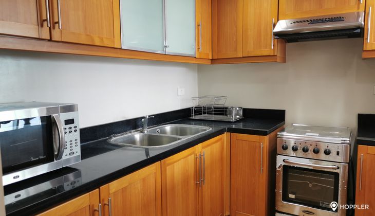"2BR Condo for Rent in One Legazpi Park, Legazpi Village, Makati"05