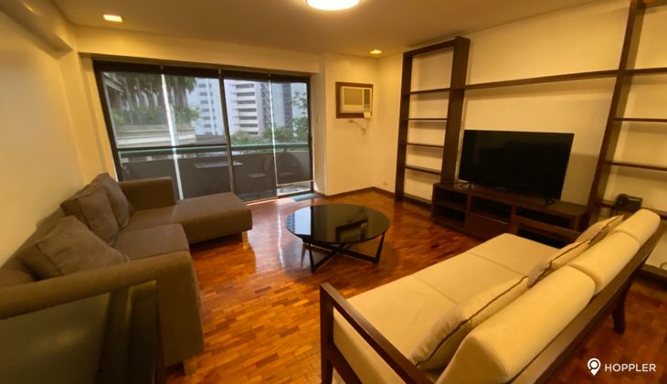 "2BR Condo for Rent in Tropical Palms, Legazpi Village, Makati"02