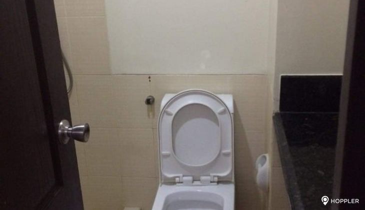 "2BR Condo for Rent in 313 Aguirre Ave., BF Homes, Las Piñas"04