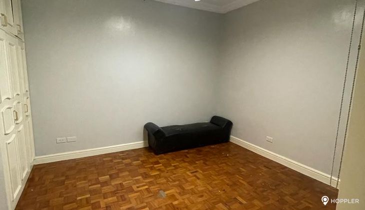 "1BR Condo for Rent in Alpha Salcedo, Salcedo Village, Makati"04