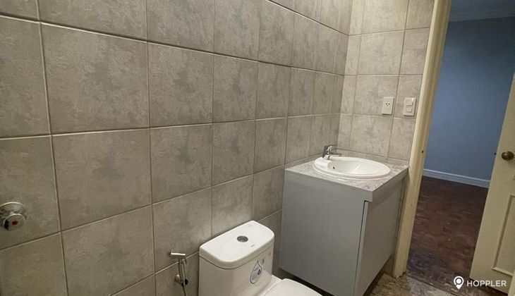 "1BR Condo for Rent in Alpha Salcedo, Salcedo Village, Makati"06