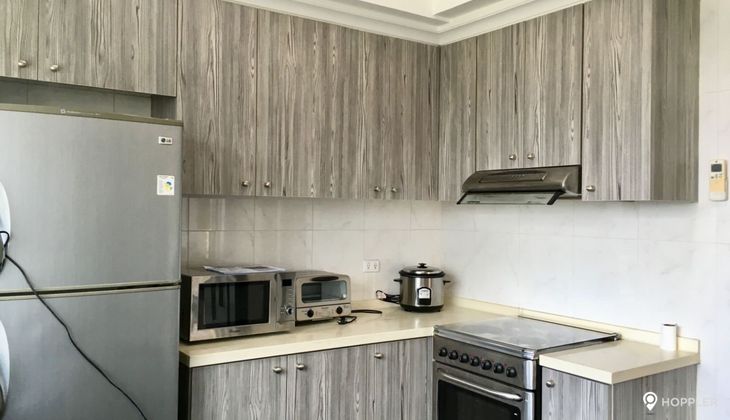 "2BR Condo for Rent in The Shang Grand Tower, Legazpi Village, Makati"03
