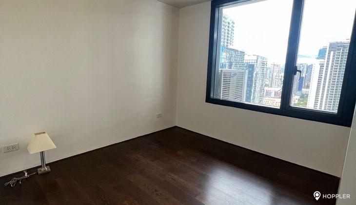 "2BR Condo for Rent in Arya Residences, BGC - Bonifacio Global City, Taguig"03