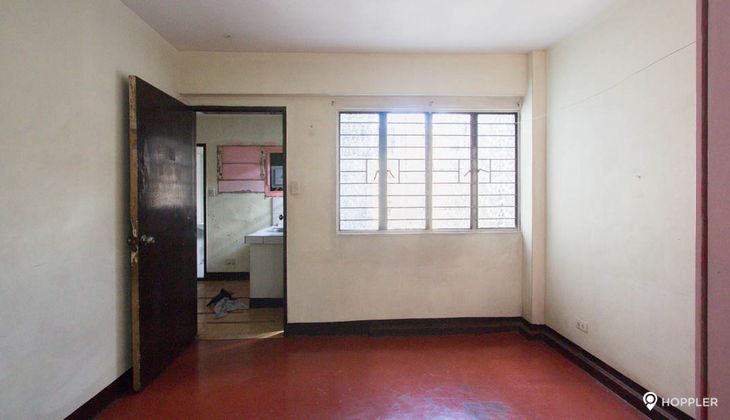 "2BR Condo for Rent in Rufina Terraces, Malate, Manila"02